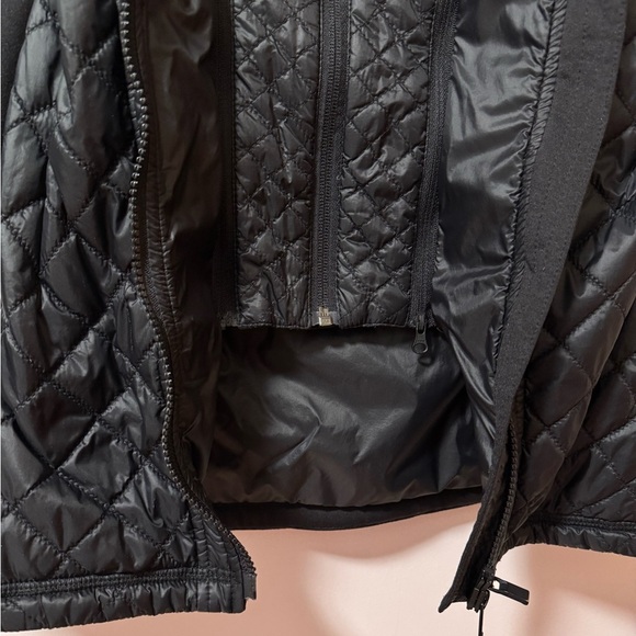ATHLETA Women's Rock Springs CYA Jacket Quilted Puffer Black Size XS - Picture 9 of 14